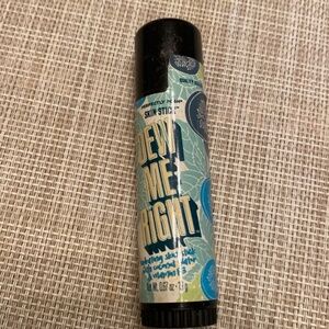 ❣️SALE~$10~Perfectly Posh~DEW ME RIGHT~hydrating skin stick~New and Sealed